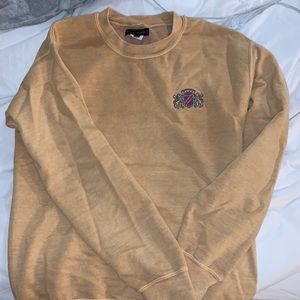 LA hearts sweater